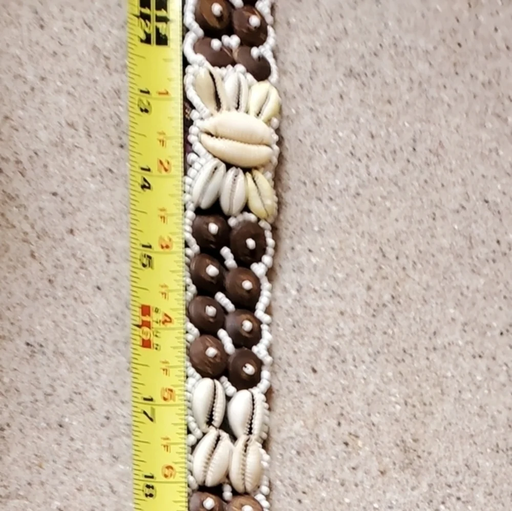 Puka‎ shell hand crafted belt S.M NWOT